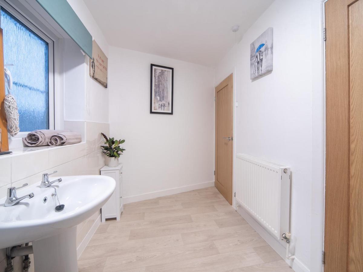 Castle View - Flat In Mumbles - Free Parking Apartment Oystermouth Ngoại thất bức ảnh